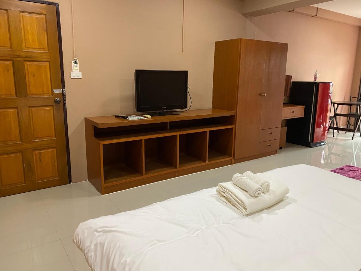 Hug Me Guesthouse باتايا المظهر الخارجي الصورة