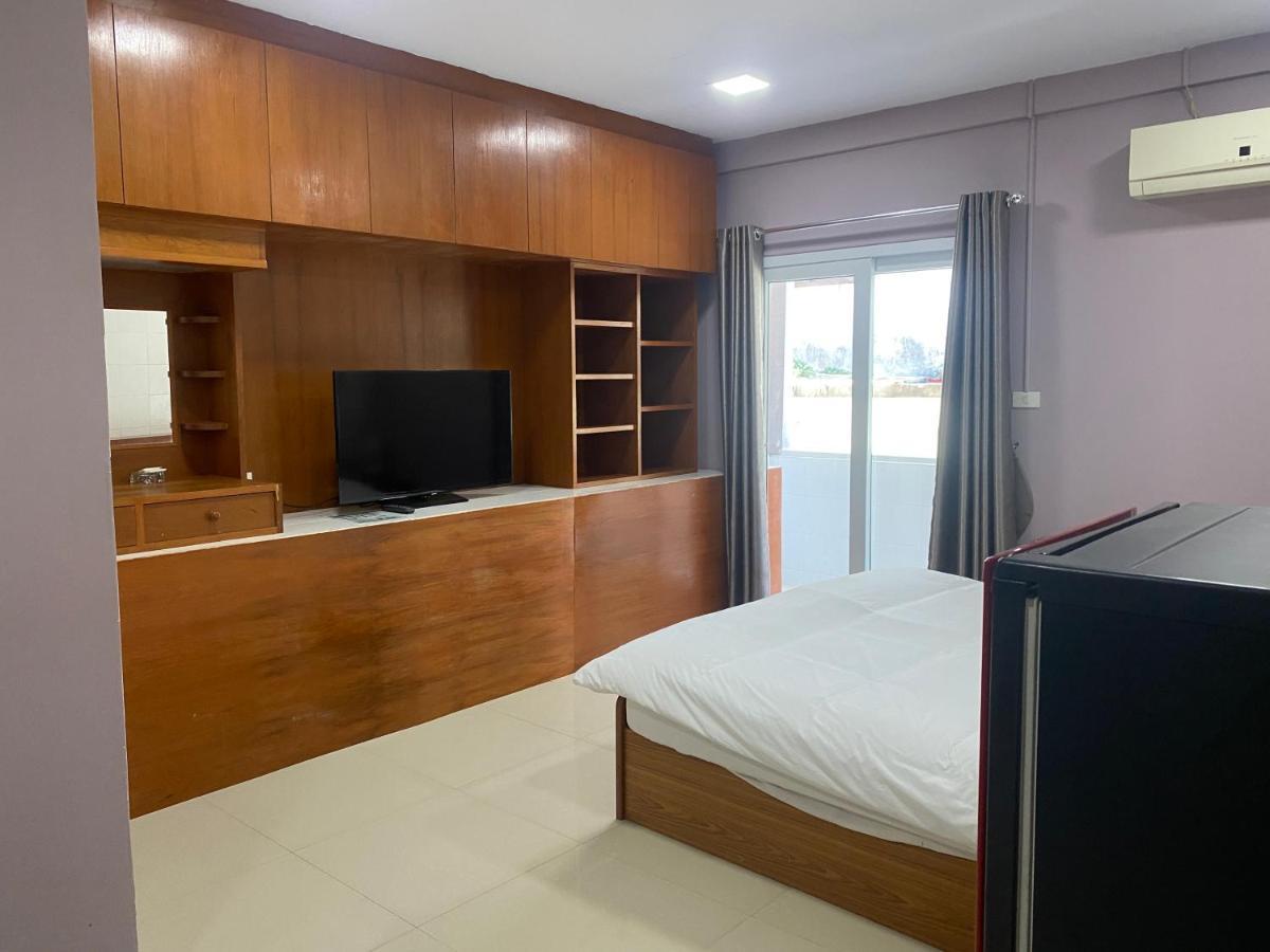 Hug Me Guesthouse باتايا المظهر الخارجي الصورة