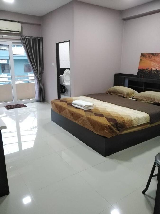 Hug Me Guesthouse باتايا المظهر الخارجي الصورة